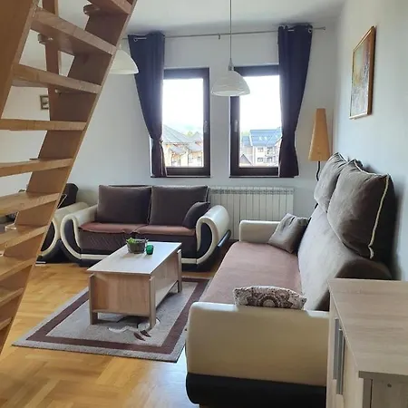 Malina Apartment *